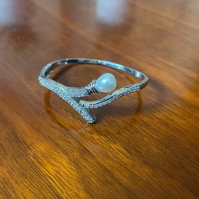 Pearl & Cubic Zircon Diamond Openable Bracelet